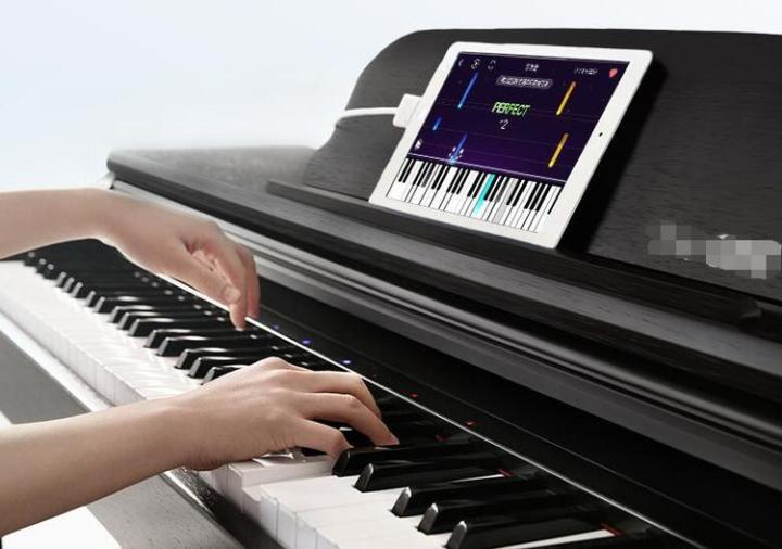 一秒學會彈琴、還可以打游戲、跟鋼琴聊天 | 快樂學琴、快速學琴成真_科技_網